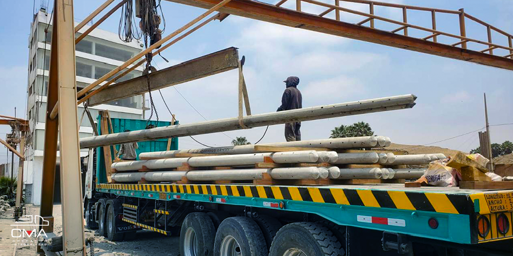 operador logístico con almacén central